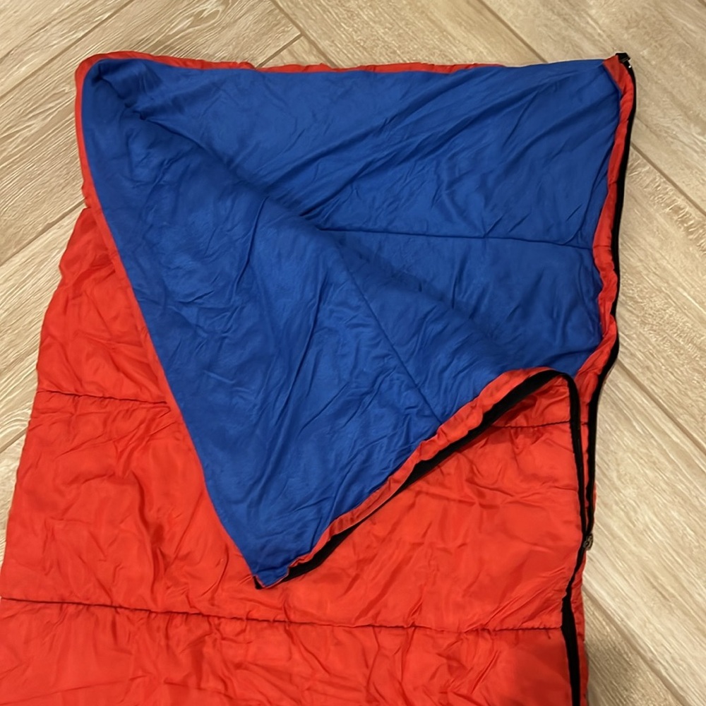 Greatland Sleeping Bag | 26” x 60” | Red Exterior, Blue Thermal Lining